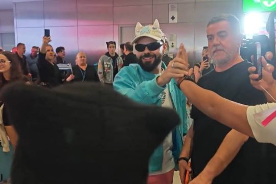 Eurovision: Επέστρεψε συγκινημένος ο Akylas - «Ελπίζω να σας έκανα περήφανους» [βίντεο]